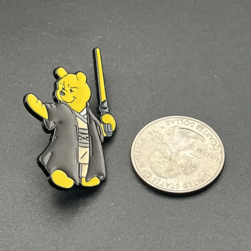 Disney Star Wars Pooh Bear Obi-Wan‎ Kenobi Lapel Hat Pin